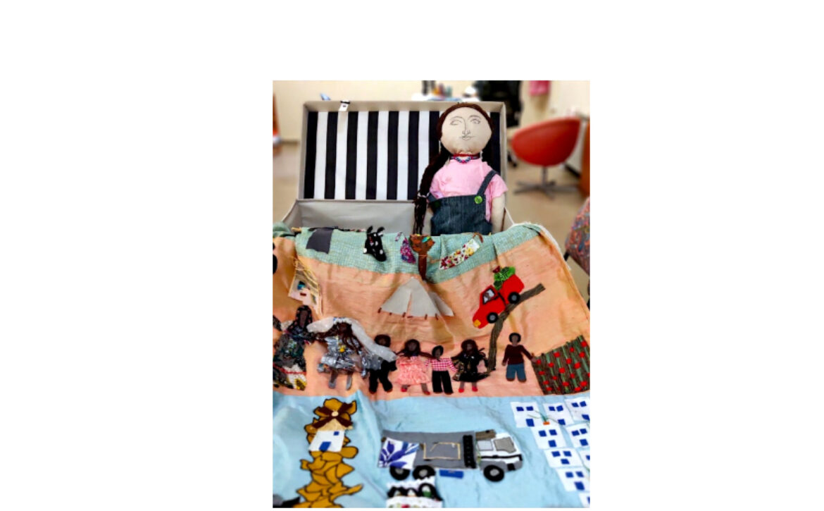 Η ΒΑΣΙΛΙΤΣΑ ΠΟΥ ΤΑΞΙΔΕΥΕΙ